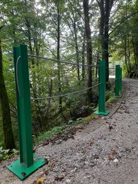 Zaščitne ograje na cesti Zatolmin–Polog 2